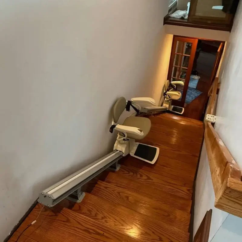 Stairlift-service-near-me-in-South-Florida